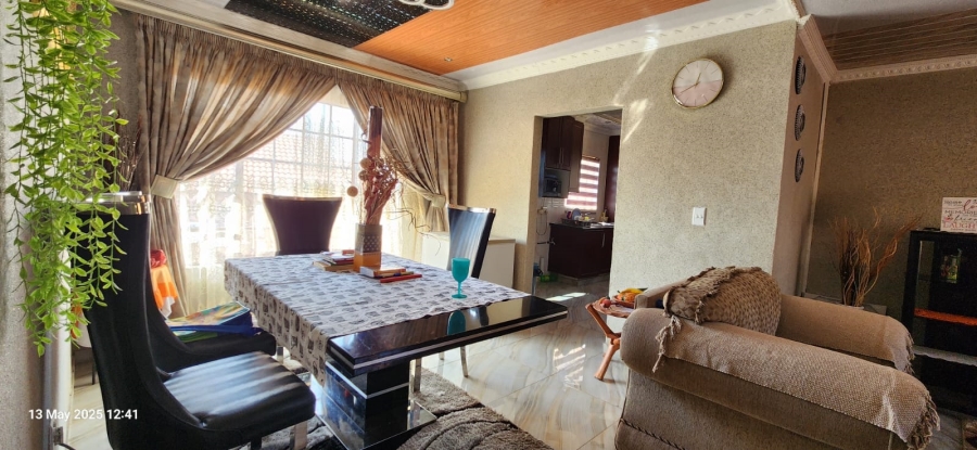 3 Bedroom Property for Sale in Tlhabane West North West